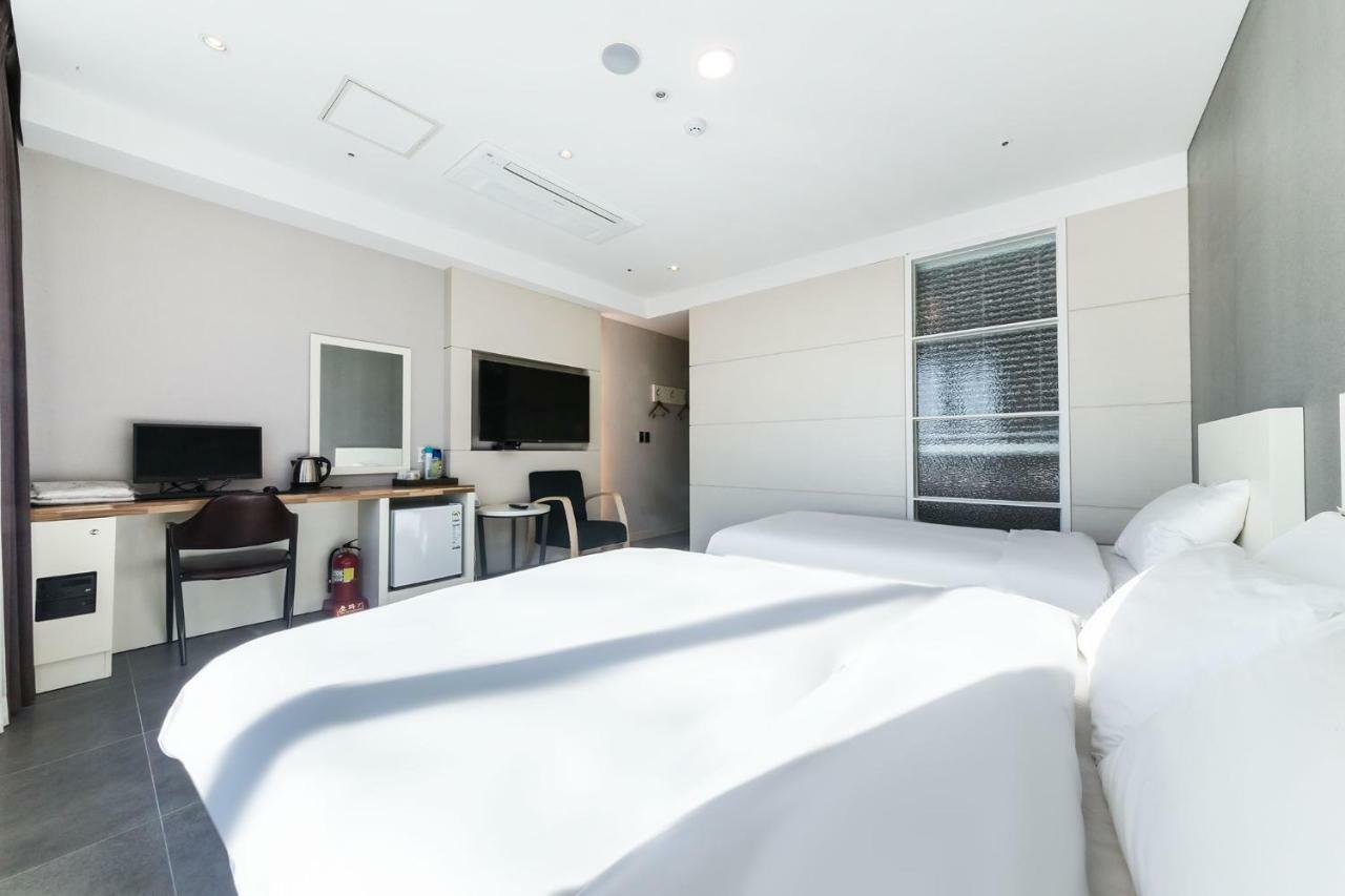 Incheon Blue Marine Hotel Экстерьер фото