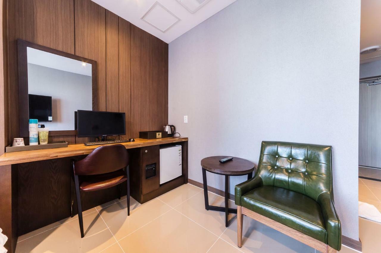 Incheon Blue Marine Hotel Экстерьер фото