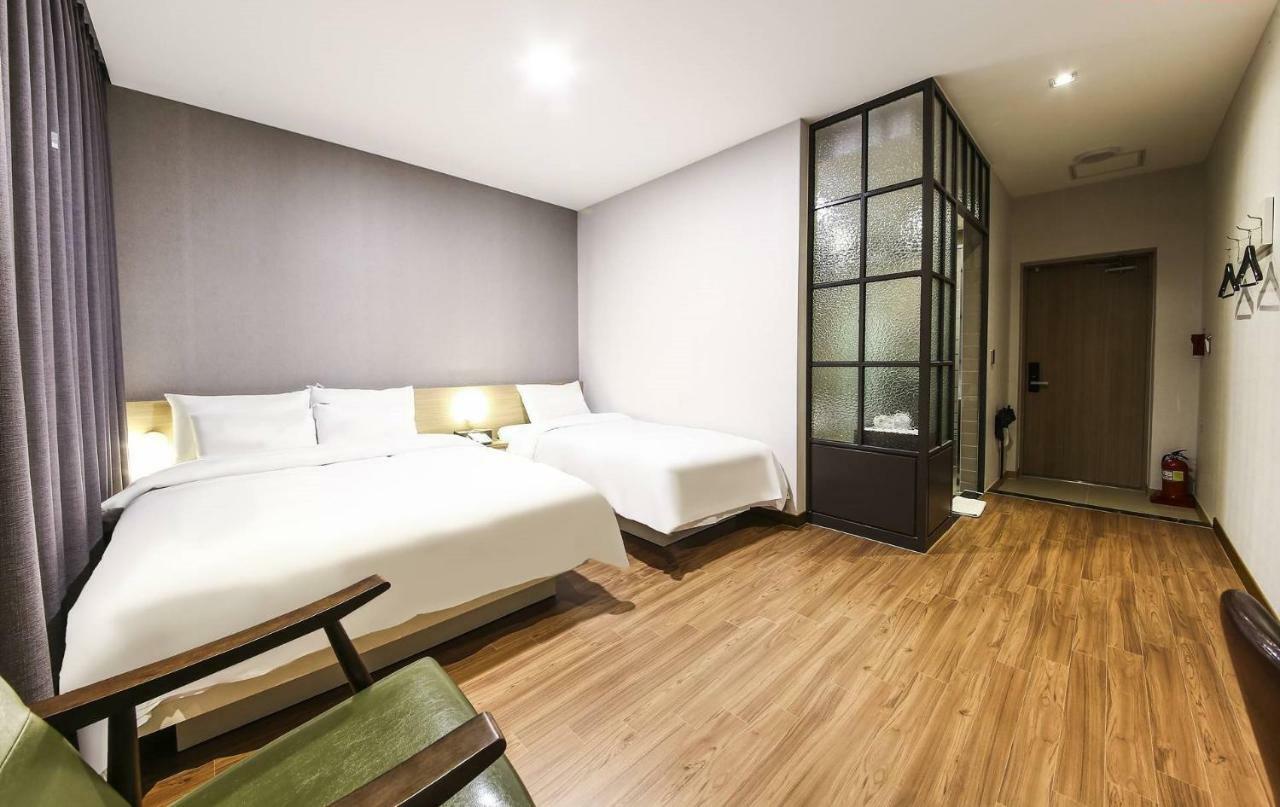 Incheon Blue Marine Hotel Экстерьер фото